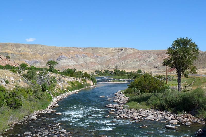 ariverrunsthroughit.jpg
